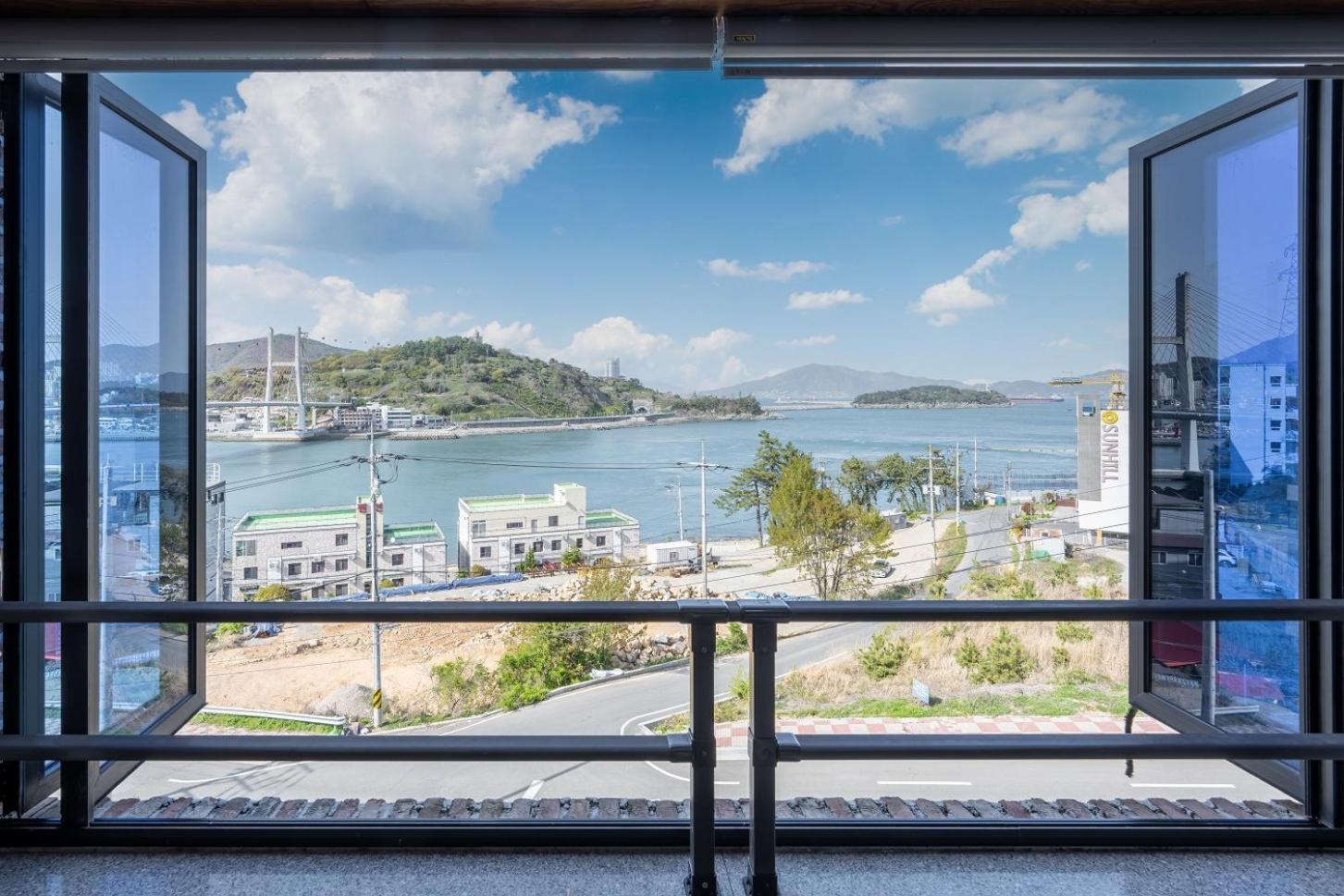Yeosu View Foret Pension Exterior photo