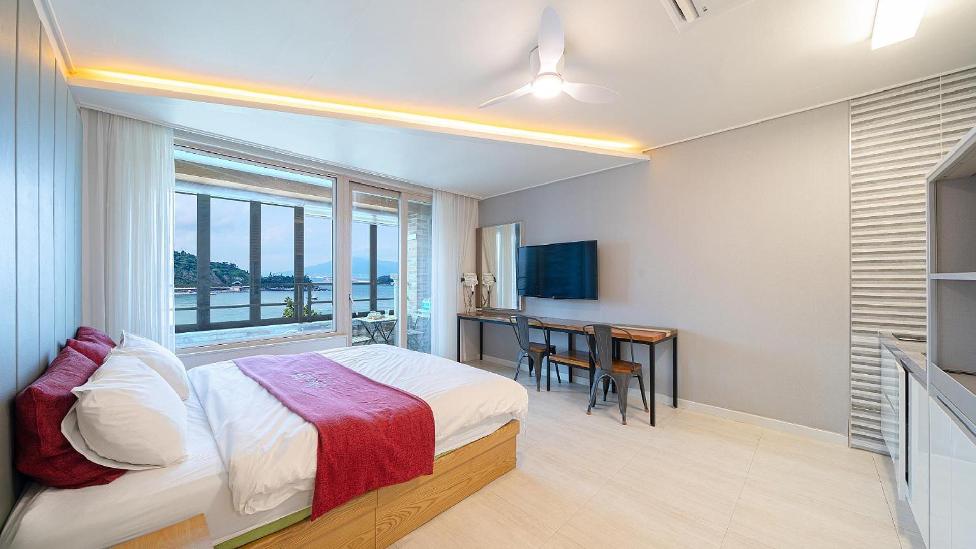 Yeosu View Foret Pension Exterior photo
